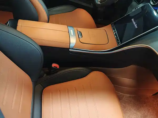 Mercedes-Benz C-Class 2024, фото 10