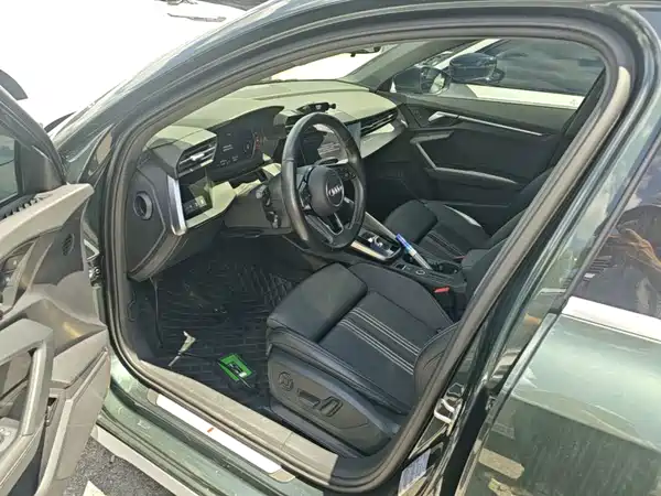 Audi A3 2024, фото 10