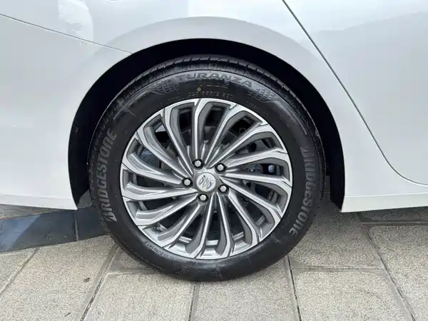 Buick LaCrosse 2024, фото 14