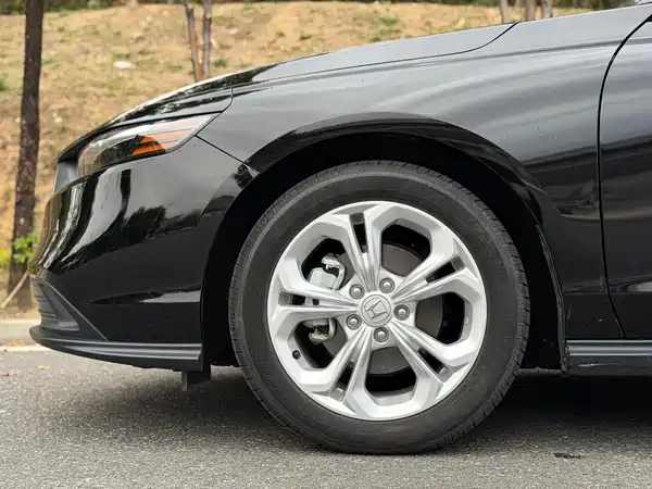 Honda Accord 2023, фото 24