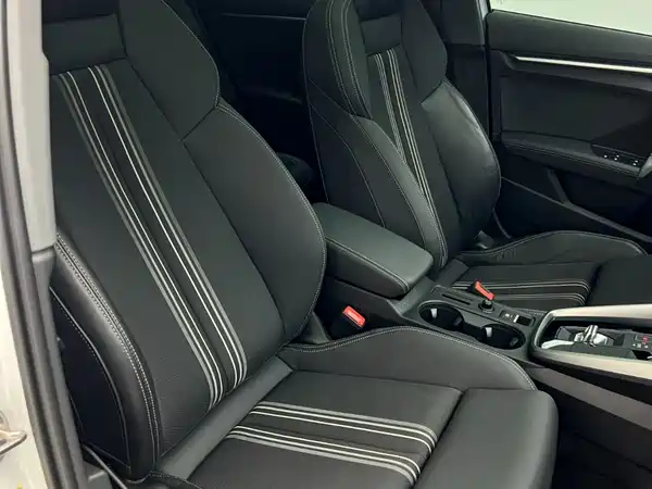 Audi A3 2023, фото 20