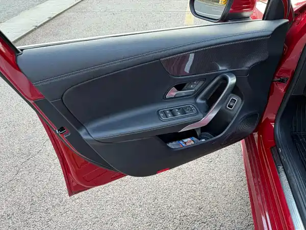 Mercedes-Benz A-Class 2022, фото 6