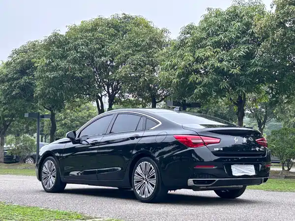 Hongqi H5 2022, фото 16