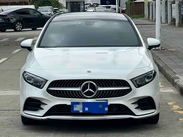 Mercedes-Benz A-Class 2022, фото 2