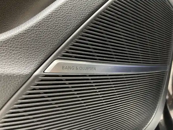Audi Q7 2023, фото 6