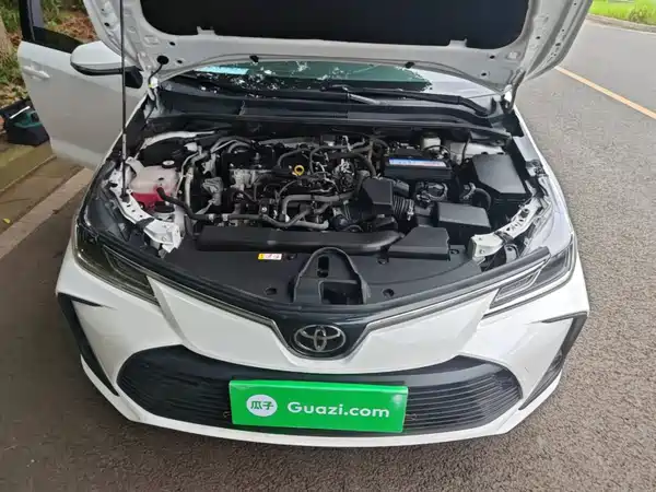 Toyota Corolla 2022, фото 15