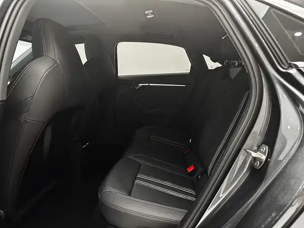 Audi A3 2023, фото 14