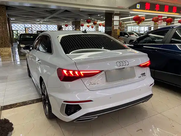 Audi A3 2022, фото 6