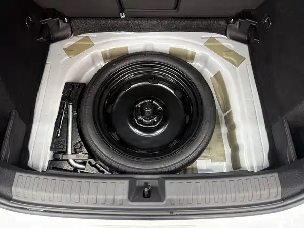 Audi A3 2022, фото 27