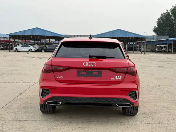 Audi A3 2022, фото 6