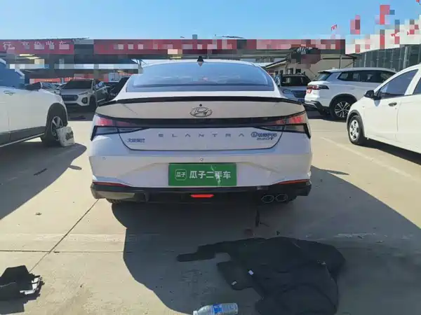 Hyundai Elantra 2022, фото 5