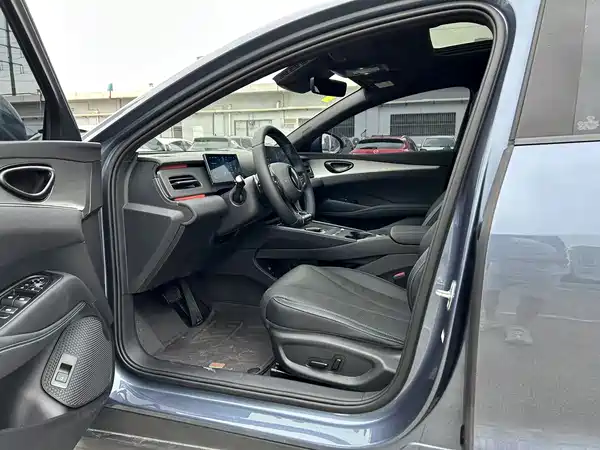 BYD Seal 06 DM-i Touring 2025, фото 14