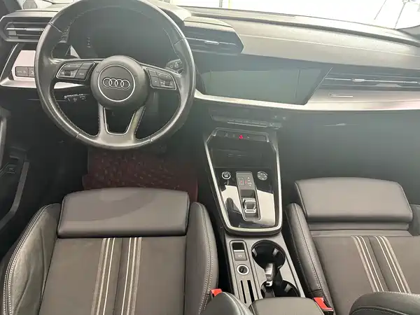 Audi A3 2023, фото 10