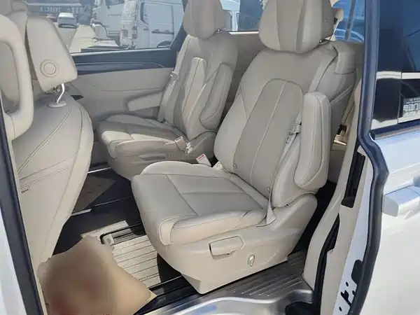 Buick GL8 2023, фото 16