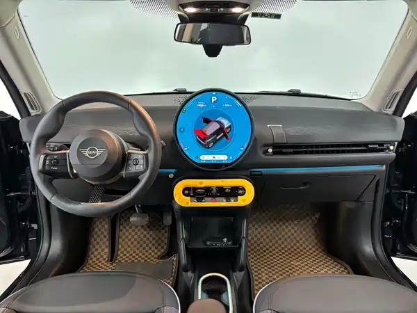 MINI Cooper SE 2025, фото 9