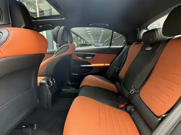 Mercedes-Benz C-Class 2024, фото 6
