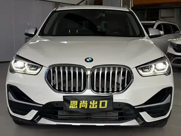 BMW X1 2022, фото 3