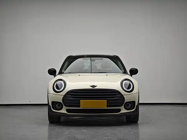 MINI CLUBMAN 2022, фото 2