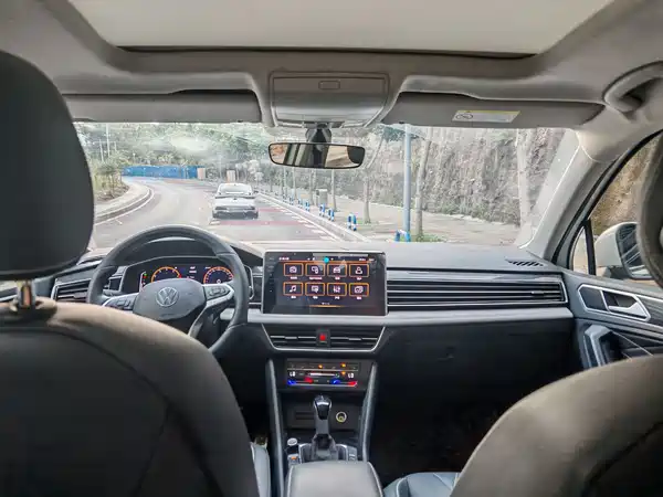 Volkswagen Tiguan L 2024, фото 5