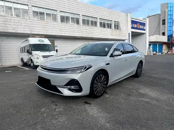 Geely Galaxy A7 2025
