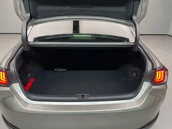 Lexus ES 2022, фото 14