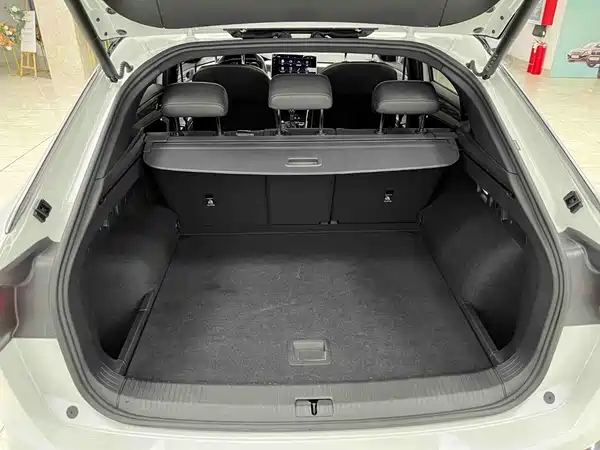 Volkswagen Tayron X 2023, фото 16