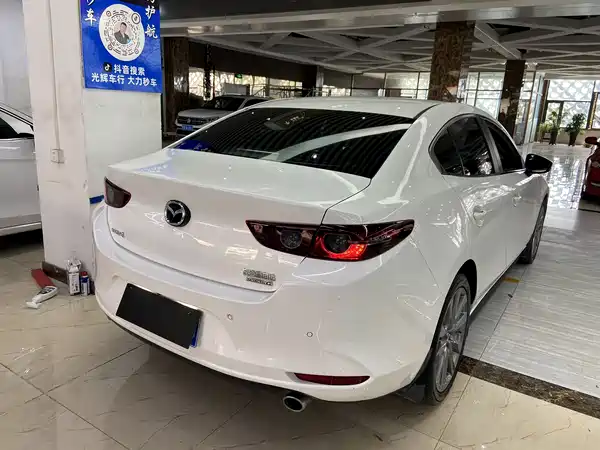 Mazda 3 2023, фото 4