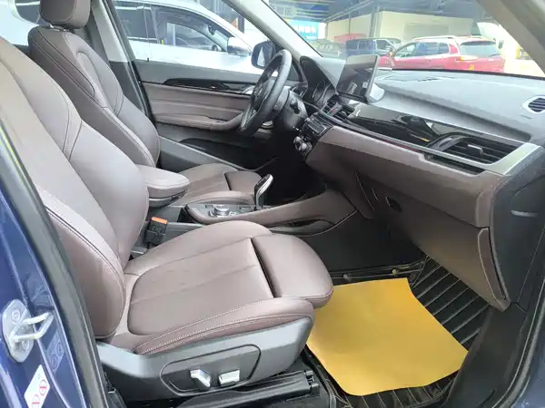 BMW X1 2022, фото 6