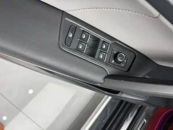 Volkswagen Tayron 2023, фото 8