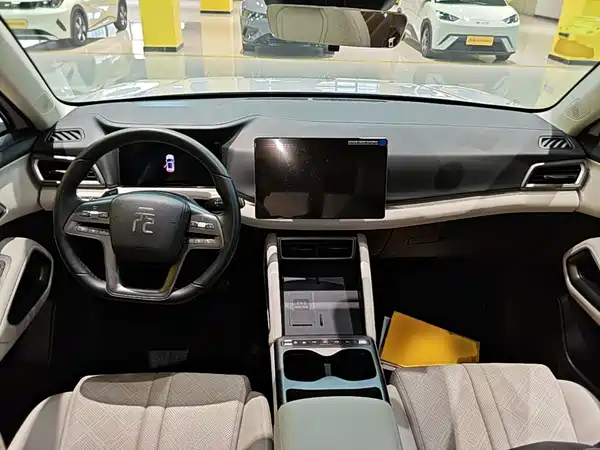BYD Yuan UP 2025, фото 10