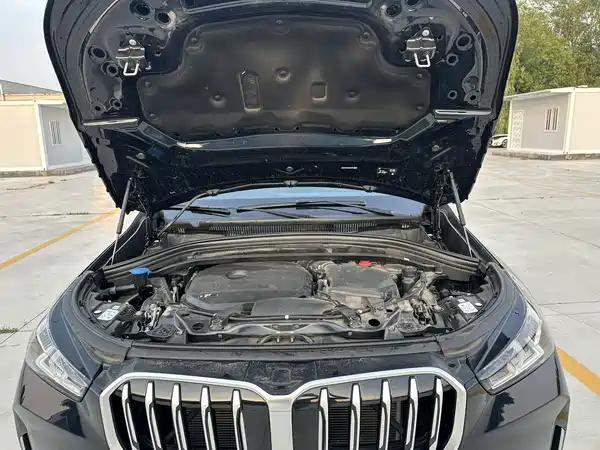 BMW X1 2023, фото 13