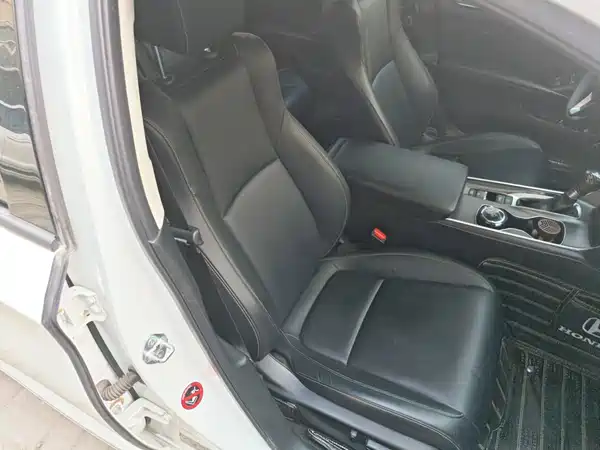 Honda Accord 2022, фото 3