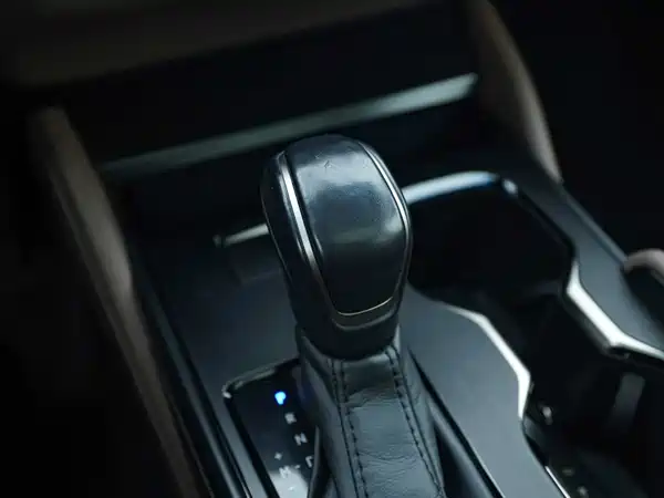 Lexus ES 2025, фото 8