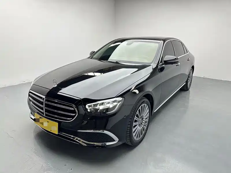 Mercedes-Benz E-Class 2023 — автомобиль из Китая в наличии