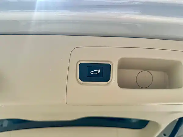 Buick GL8 2022, фото 11