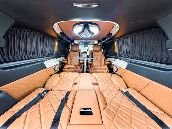 Mercedes-Benz Vito 2023, фото 28