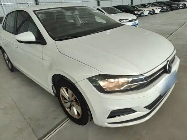 Volkswagen Polo 2023, фото 3