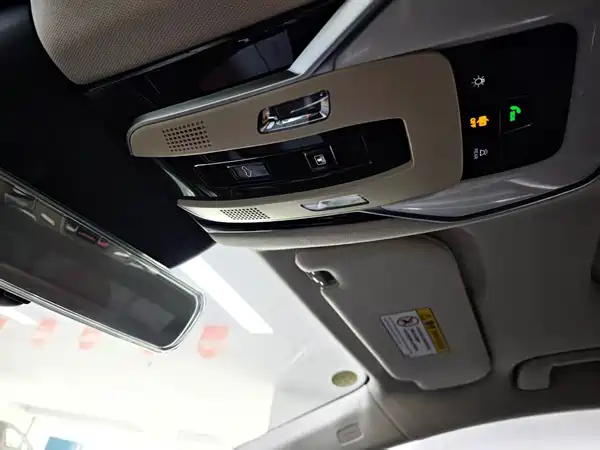 Hongqi H5 2023, фото 15