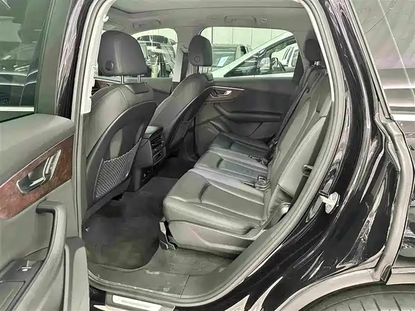 Audi Q7 2023, фото 12