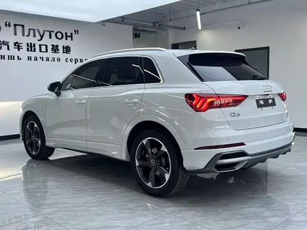 Audi Q3 2022, фото 5