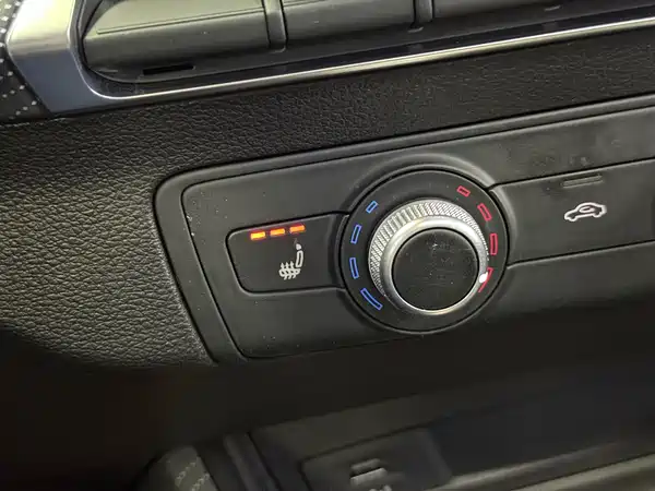 Audi Q2L 2022, фото 14