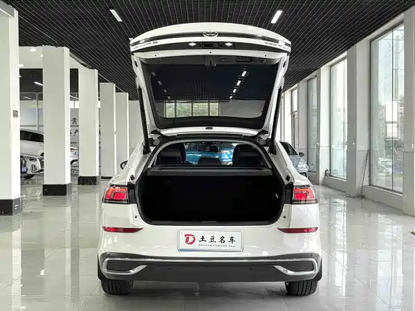 Volkswagen Lamando 2023, фото 16