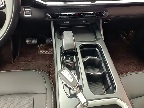 Geely Haoyue L 2024, фото 14