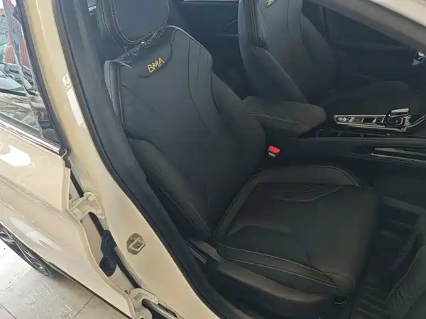 Geely Coolray 2025, фото 24