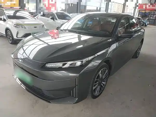 Changan Qiyuan A05 2024
