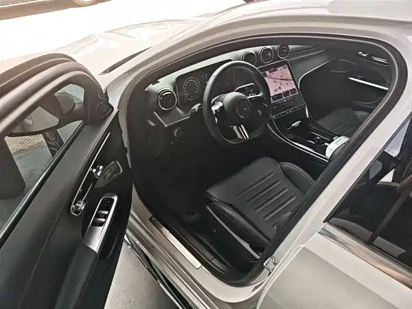 Mercedes-Benz C-Class 2024, фото 15