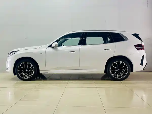 BMW X3 2025, фото 5
