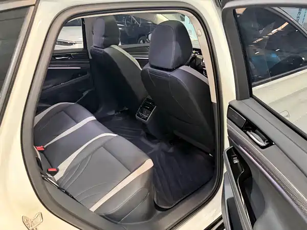 Volkswagen ID.7 2024, фото 10