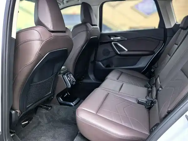 BMW X1 2023, фото 17