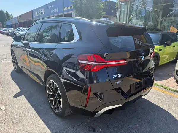 BMW X3 2025, фото 4